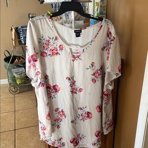 Torrid Floral Blouse - Cream and Pink